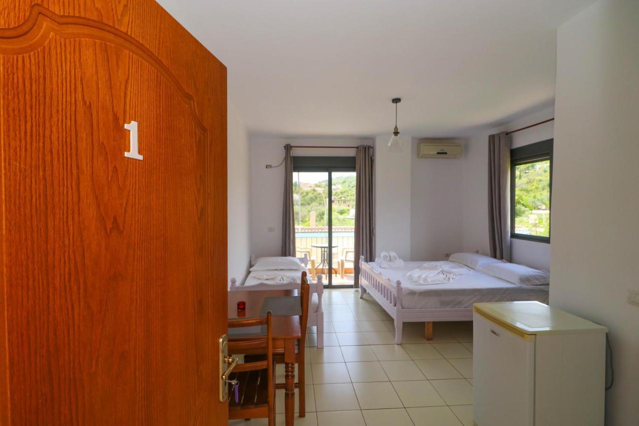 Bora Rooms Himarë Extérieur photo