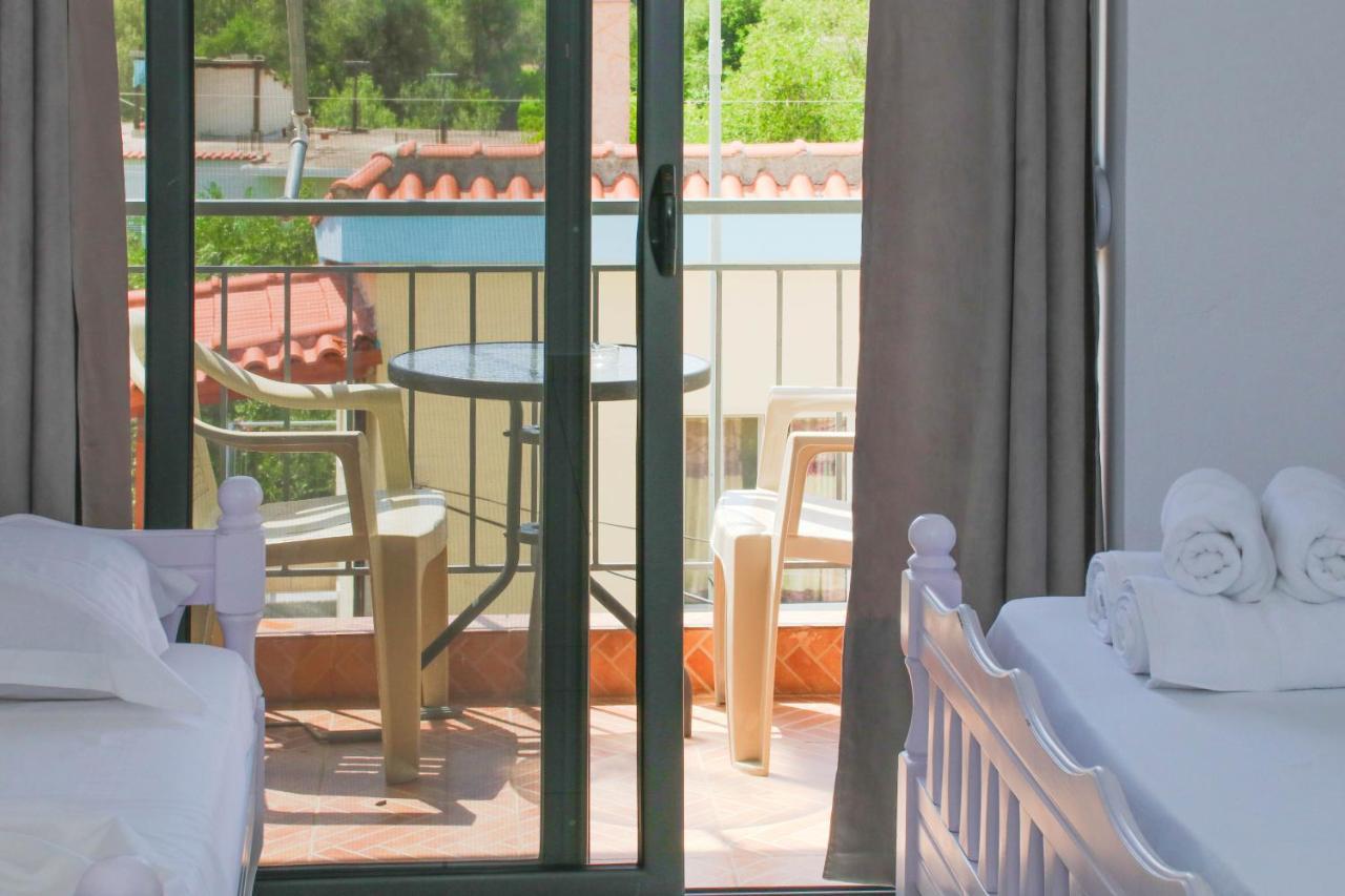 Bora Rooms Himarë Extérieur photo