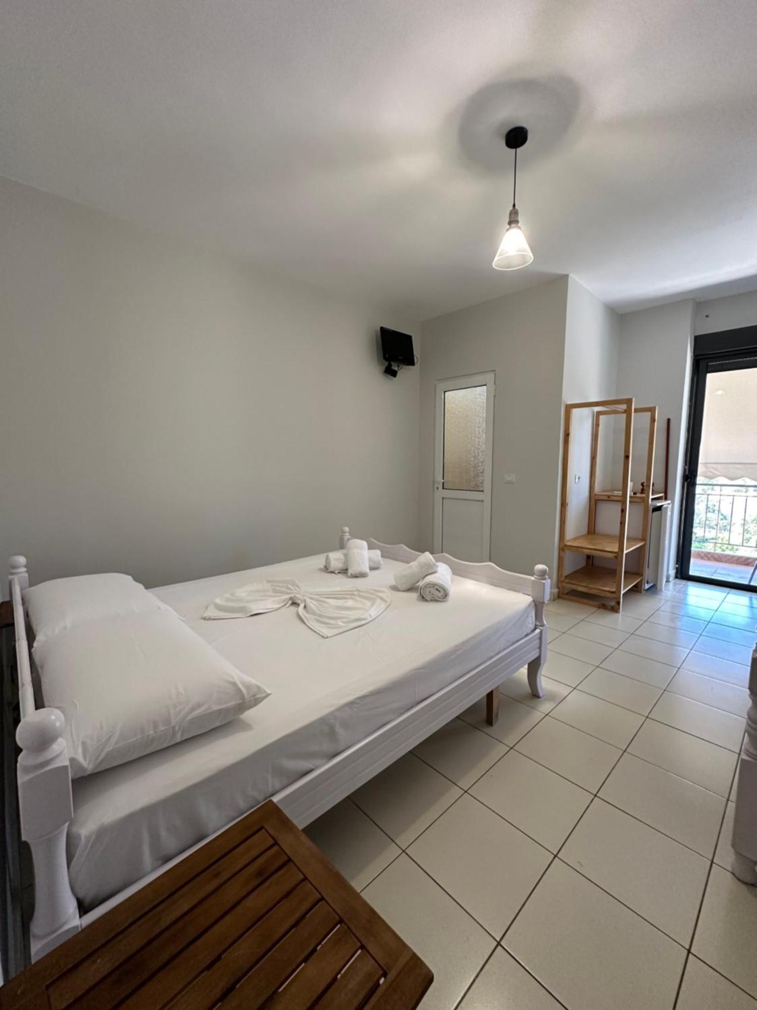 Bora Rooms Himarë Extérieur photo