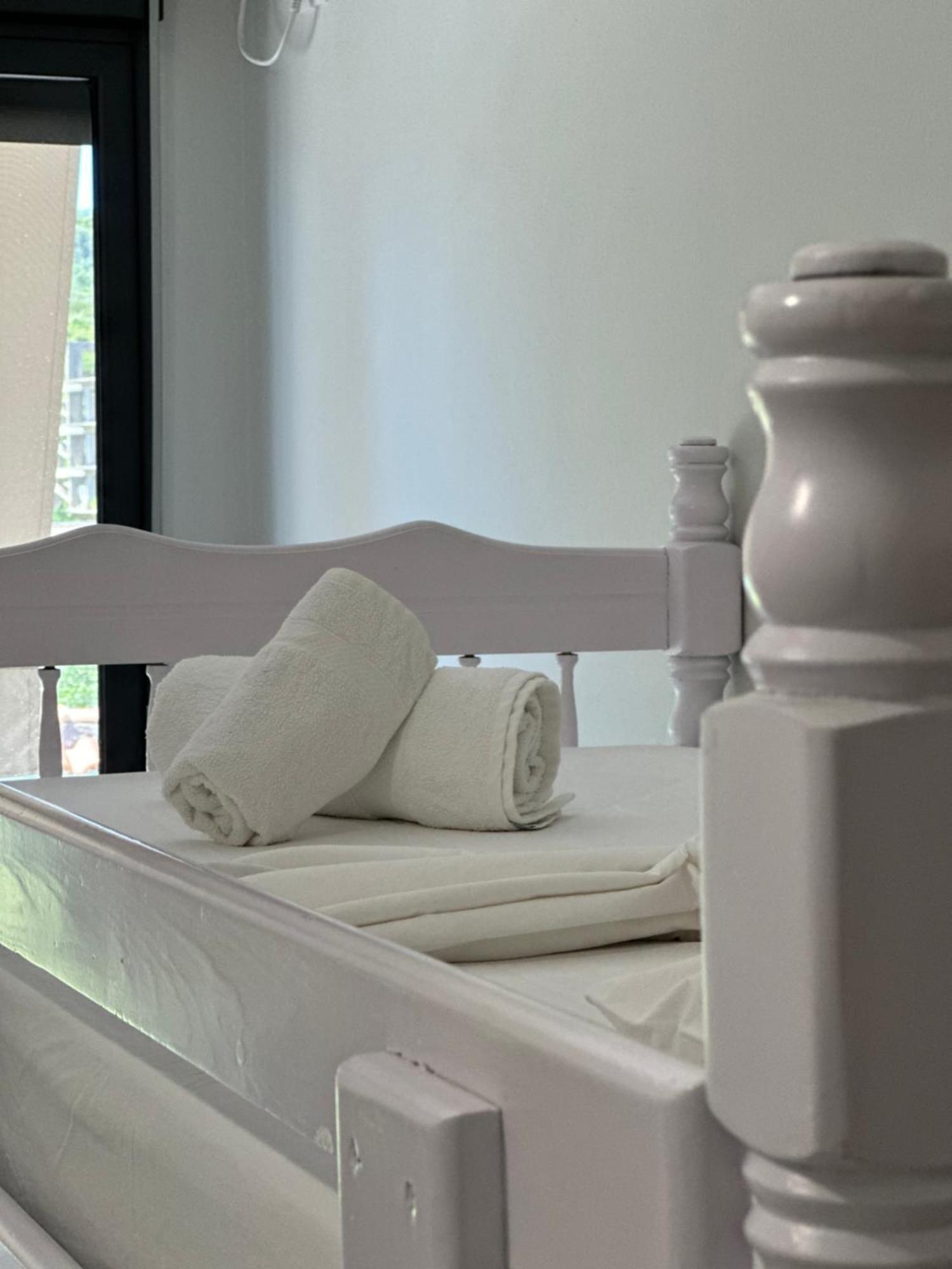 Bora Rooms Himarë Extérieur photo